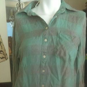 Long sleeve button top